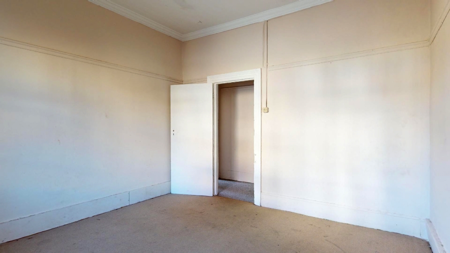 6 Bedroom Property for Sale in North End Eastern Cape